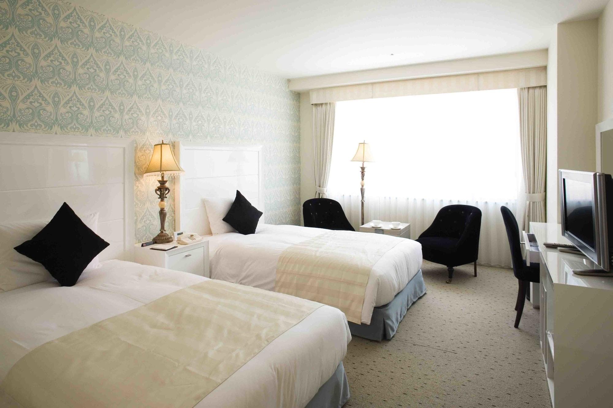 Hotel The Strings Yagoto