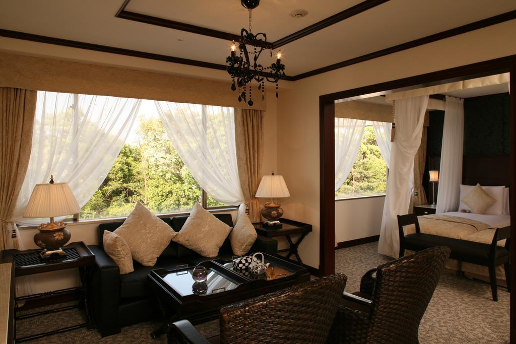 Hotel The Strings Yagoto 4*